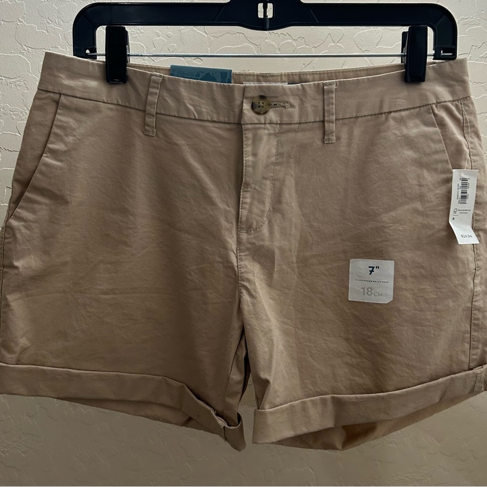 Old Navy Women's Tan Shorts